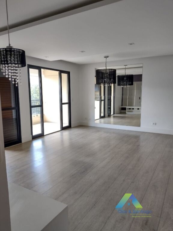 Apartamento à venda com 3 quartos, 97m² - Foto 7