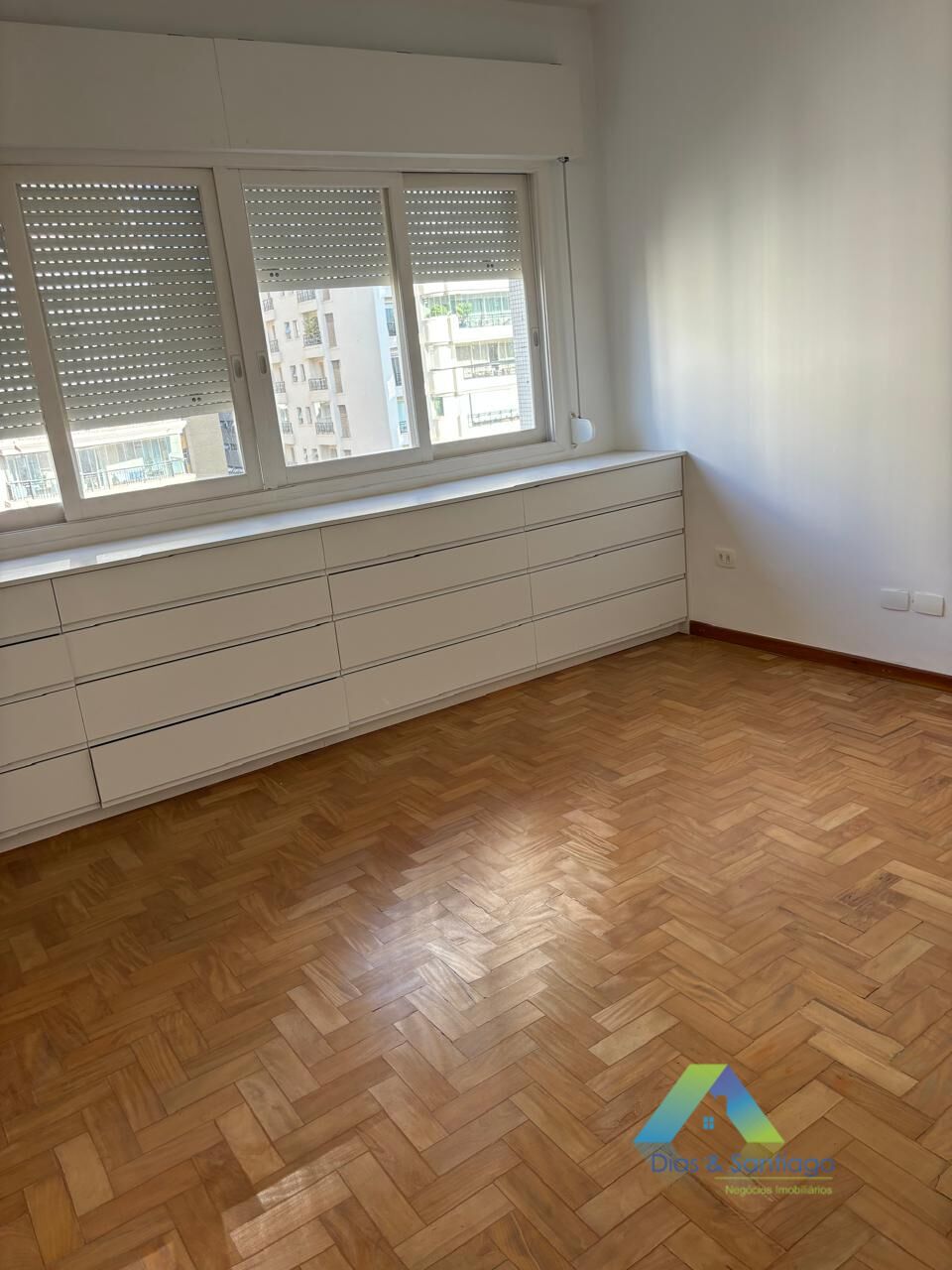 Apartamento para alugar com 3 quartos, 180m² - Foto 19