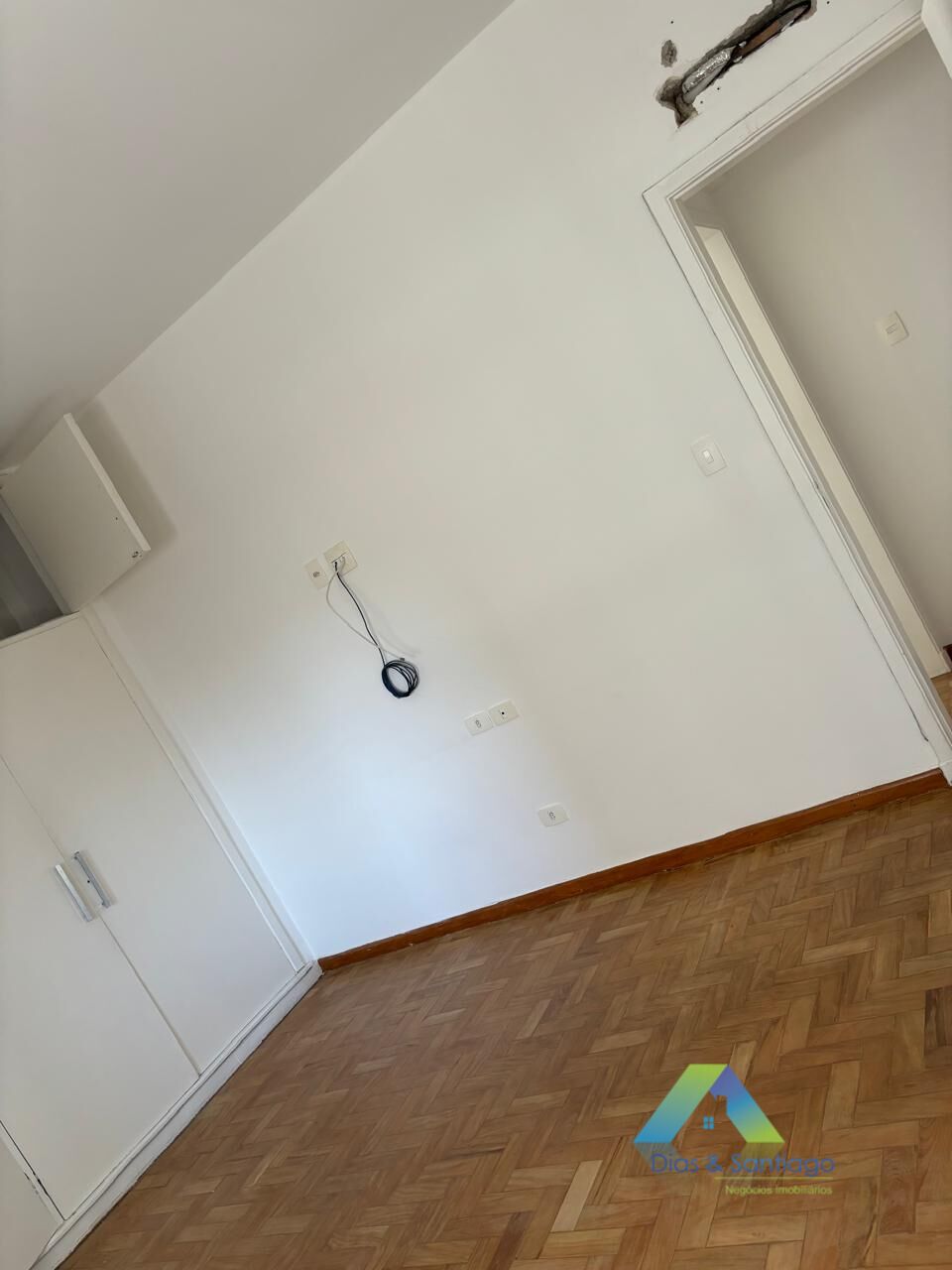 Apartamento para alugar com 3 quartos, 180m² - Foto 18