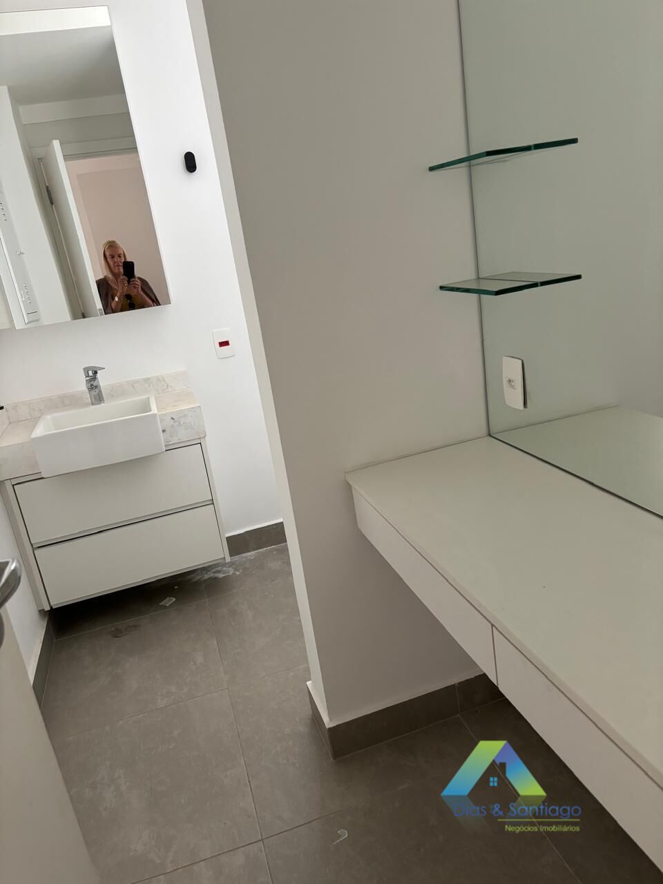 Apartamento para alugar com 3 quartos, 180m² - Foto 9