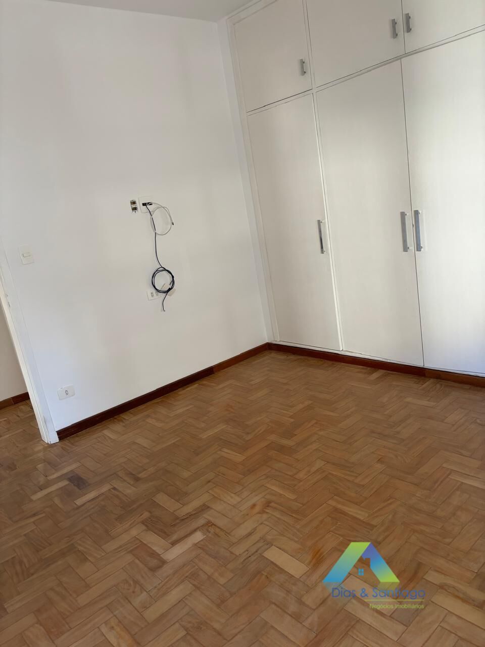 Apartamento para alugar com 3 quartos, 180m² - Foto 14