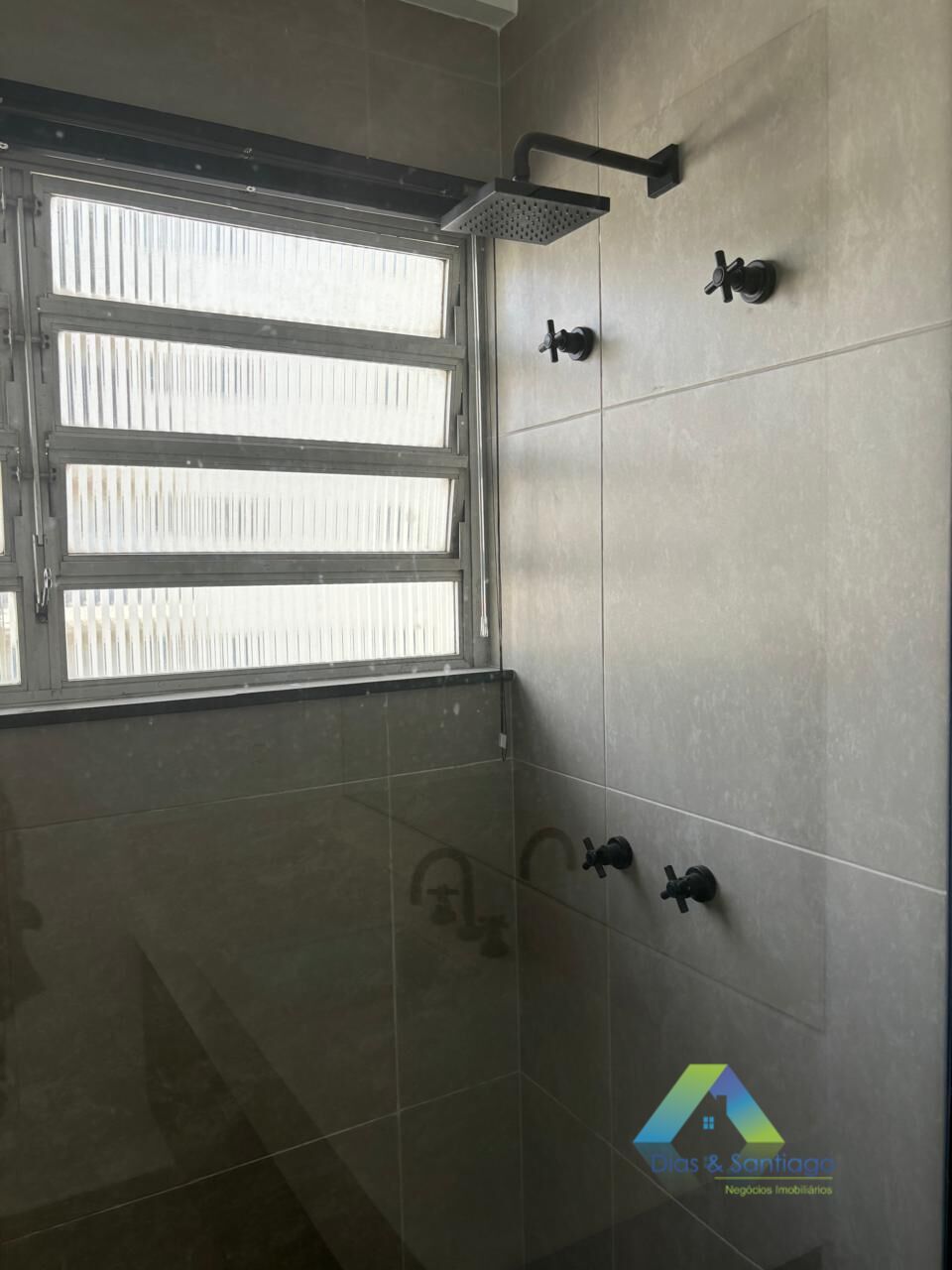 Apartamento para alugar com 3 quartos, 180m² - Foto 27