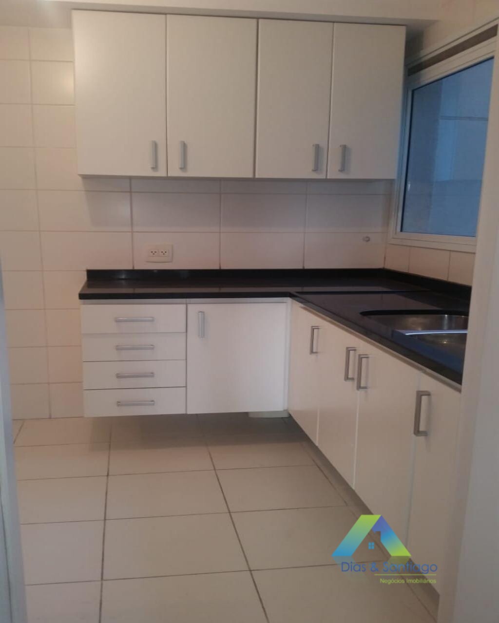 Apartamento à venda com 3 quartos, 184m² - Foto 10