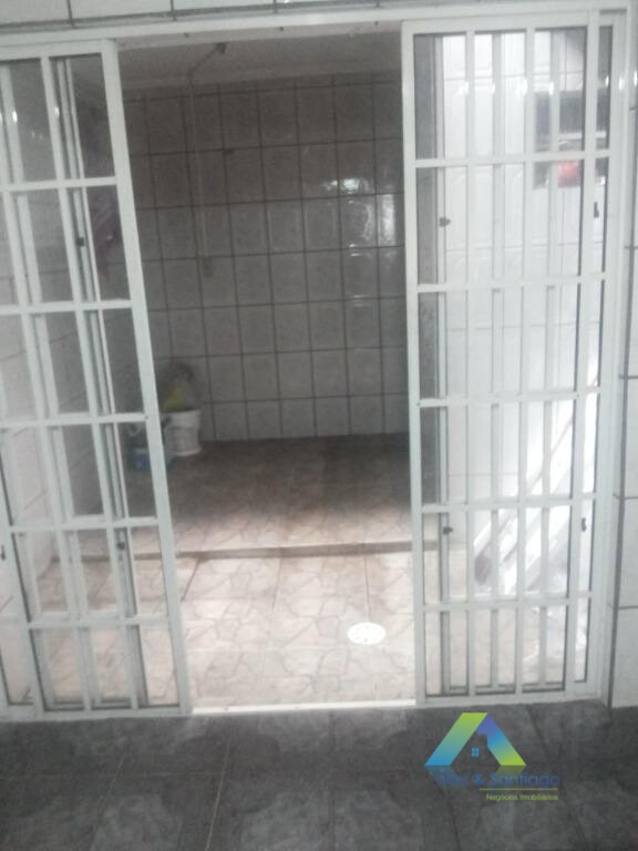 Sobrado à venda com 3 quartos, 130m² - Foto 2