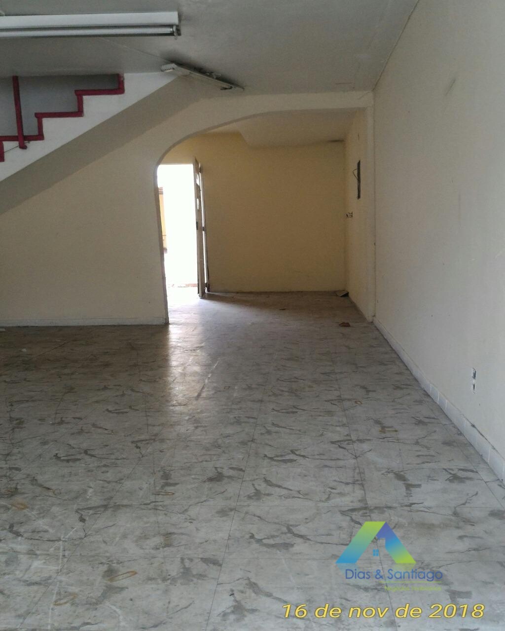 Sobrado à venda com 3 quartos, 196m² - Foto 5