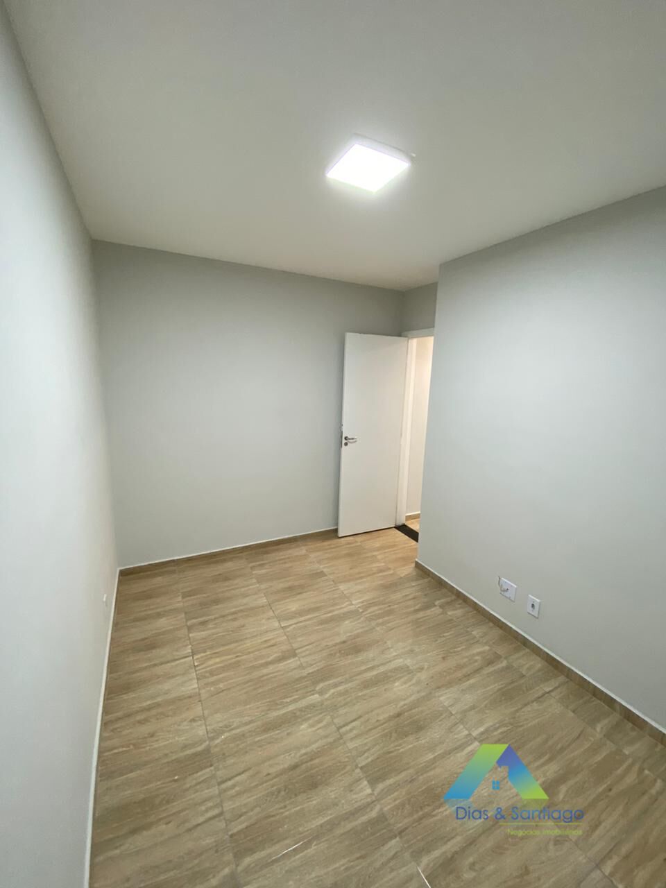 Apartamento à venda com 2 quartos, 49m² - Foto 11