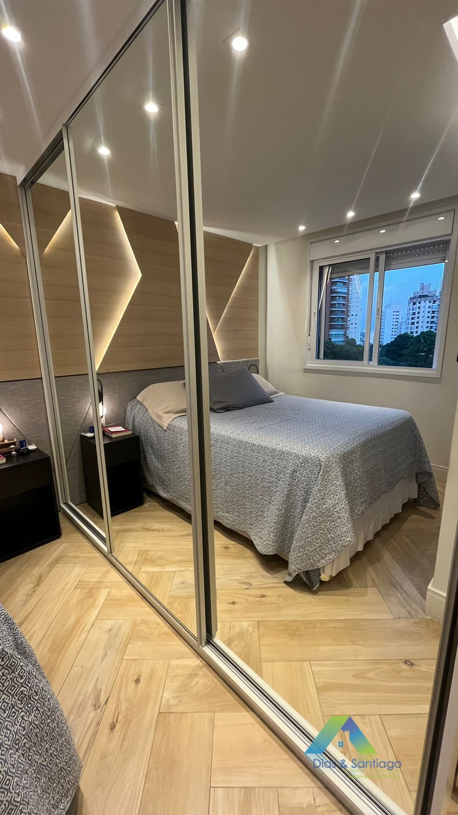 Apartamento à venda com 2 quartos, 70m² - Foto 18