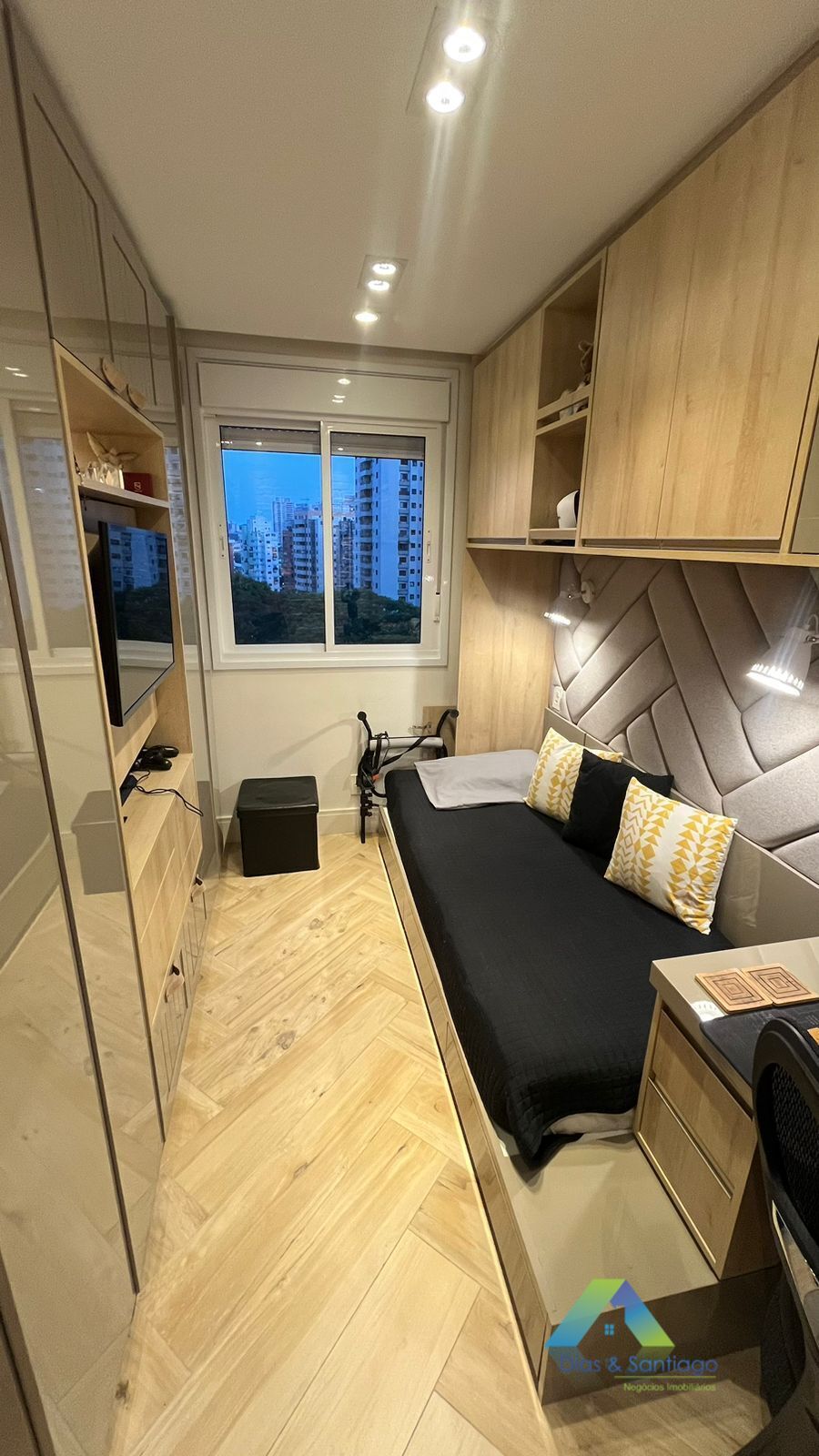 Apartamento à venda com 2 quartos, 70m² - Foto 13