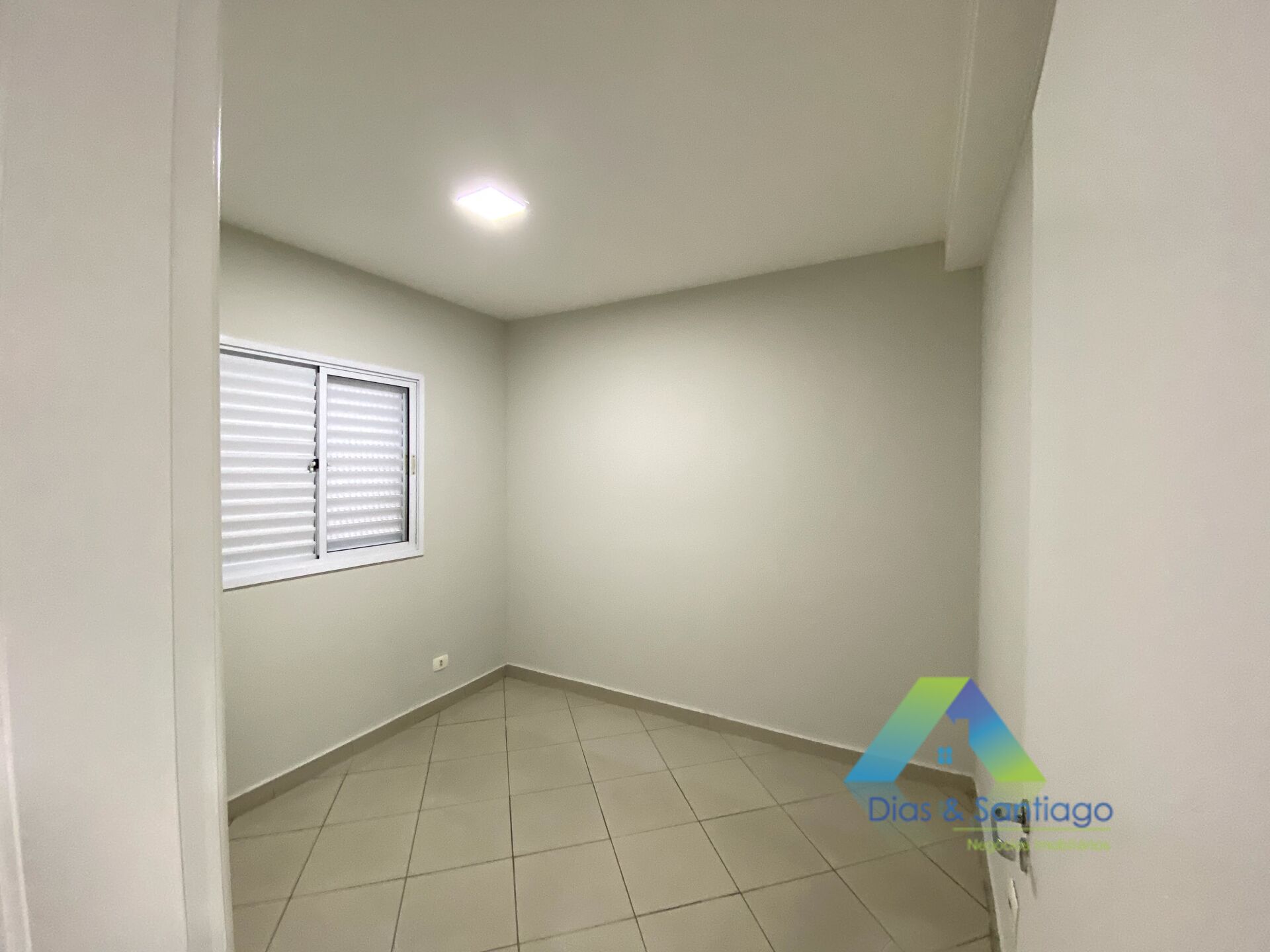 Apartamento à venda com 3 quartos, 85m² - Foto 7