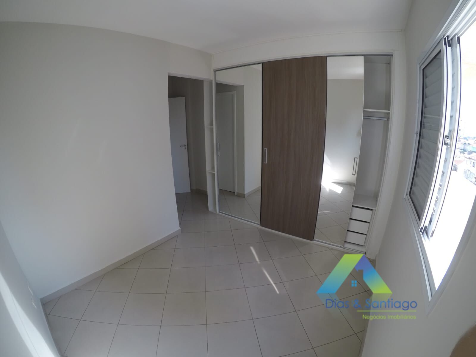 Apartamento à venda com 3 quartos, 85m² - Foto 9