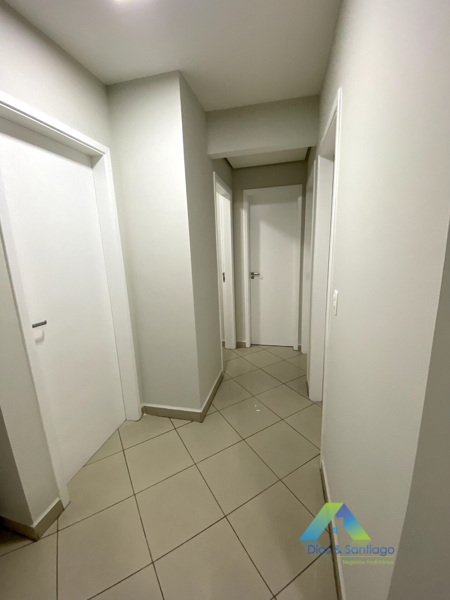 Apartamento à venda com 3 quartos, 85m² - Foto 8