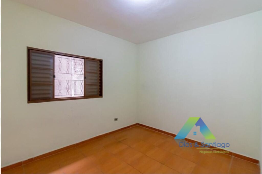 Casa à venda com 4 quartos, 200m² - Foto 6