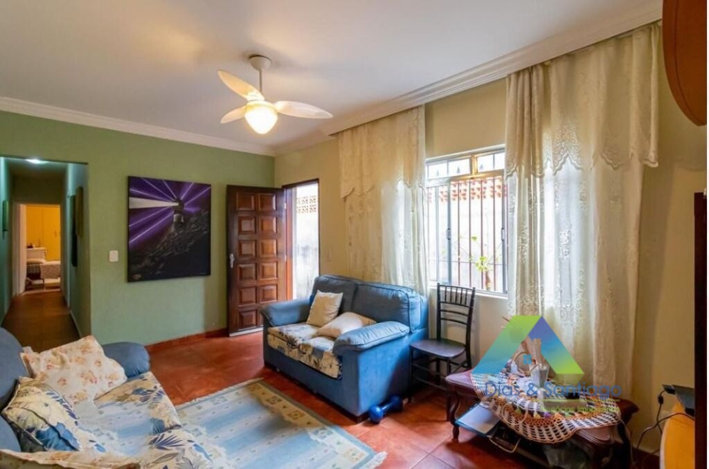 Casa à venda com 4 quartos, 200m² - Foto 16