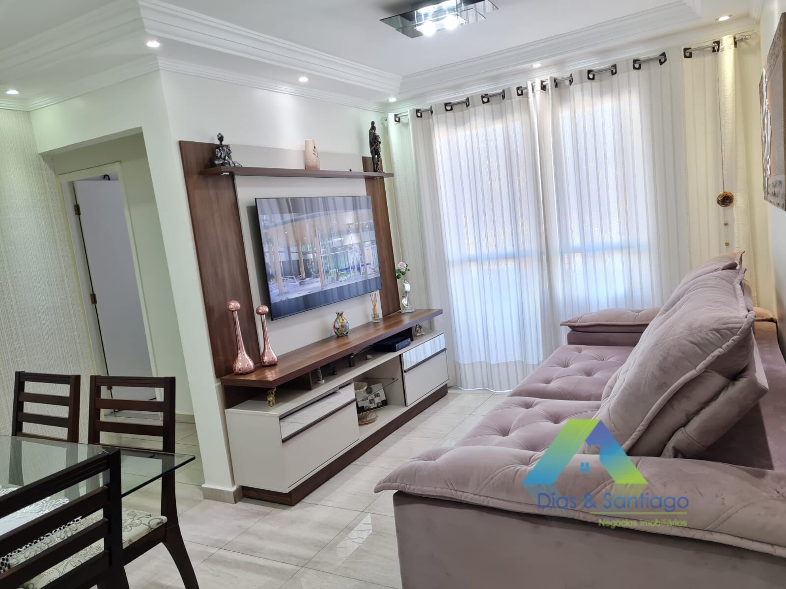 Apartamento à venda com 3 quartos, 63m² - Foto 1