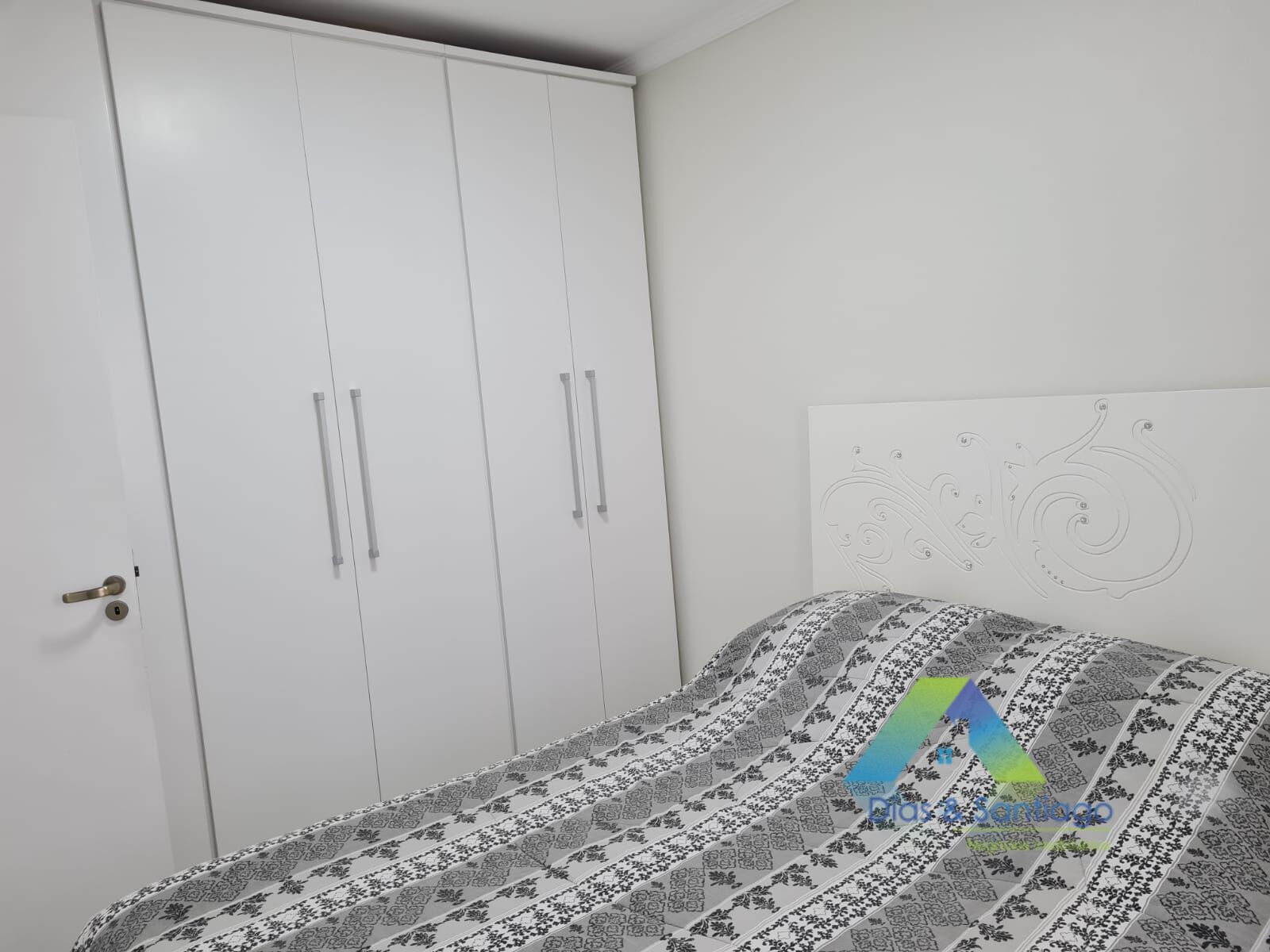 Apartamento à venda com 3 quartos, 63m² - Foto 12