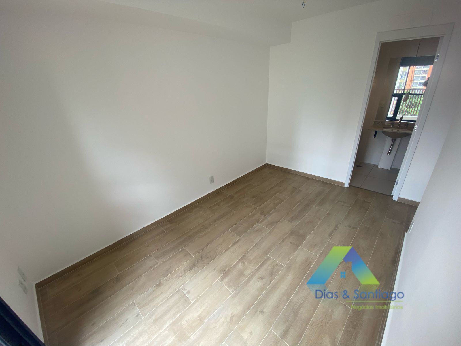 Apartamento para alugar com 2 quartos, 64m² - Foto 9