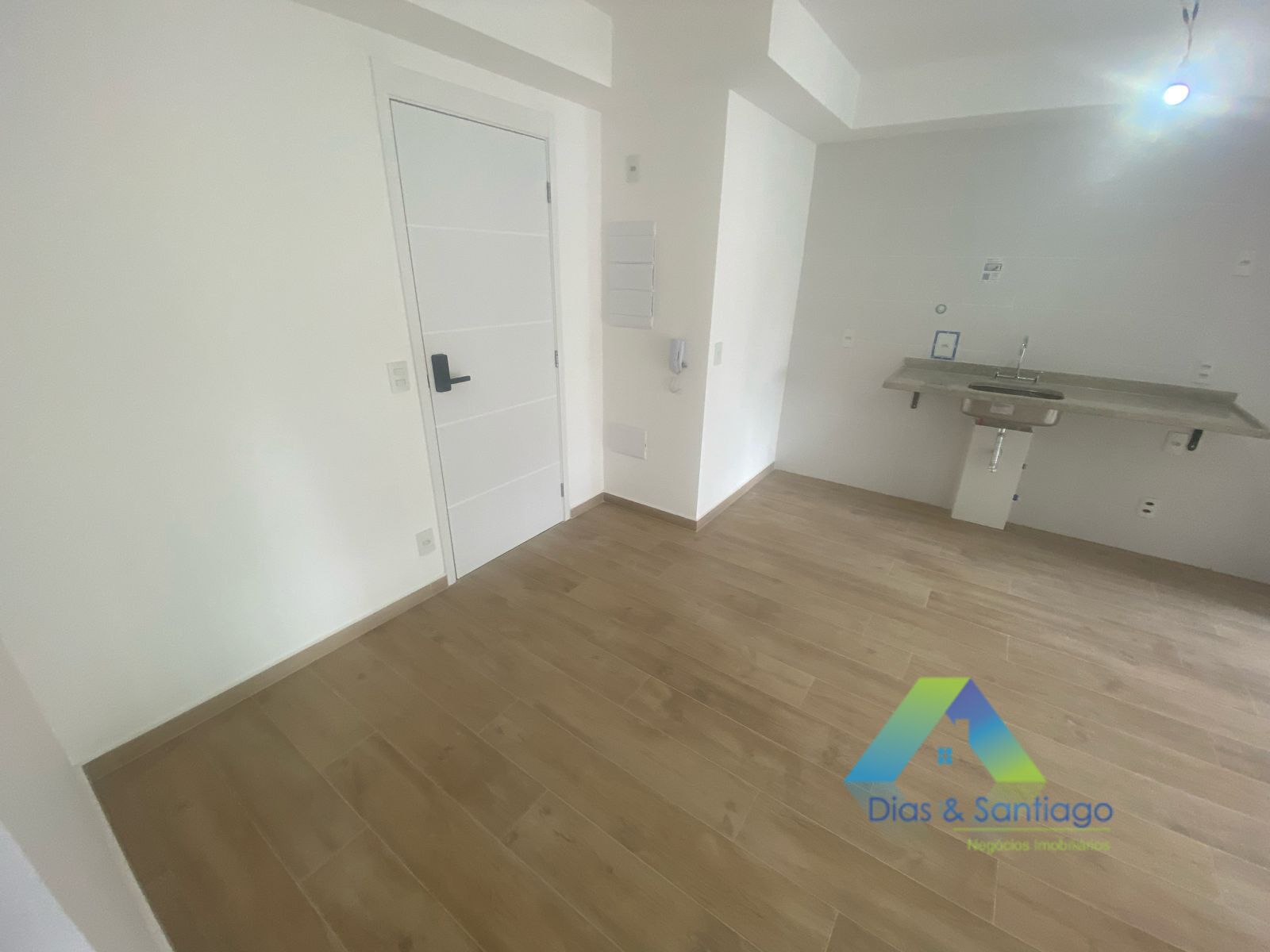 Apartamento para alugar com 2 quartos, 64m² - Foto 3