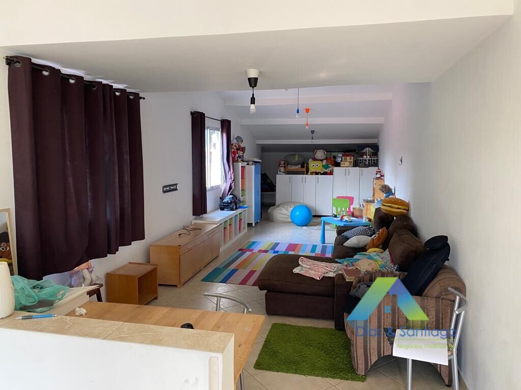 Casa de Condomínio à venda com 3 quartos, 210m² - Foto 10