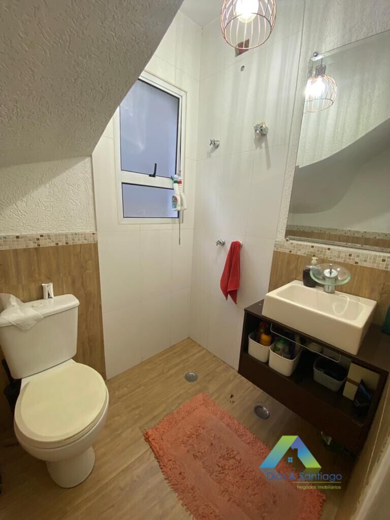 Casa de Condomínio à venda com 3 quartos, 210m² - Foto 18