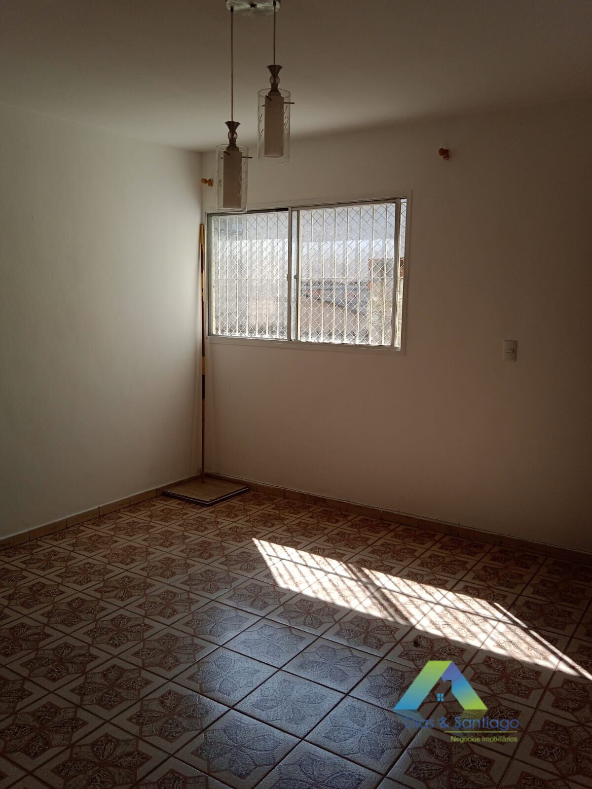 Apartamento à venda com 2 quartos, 55m² - Foto 1