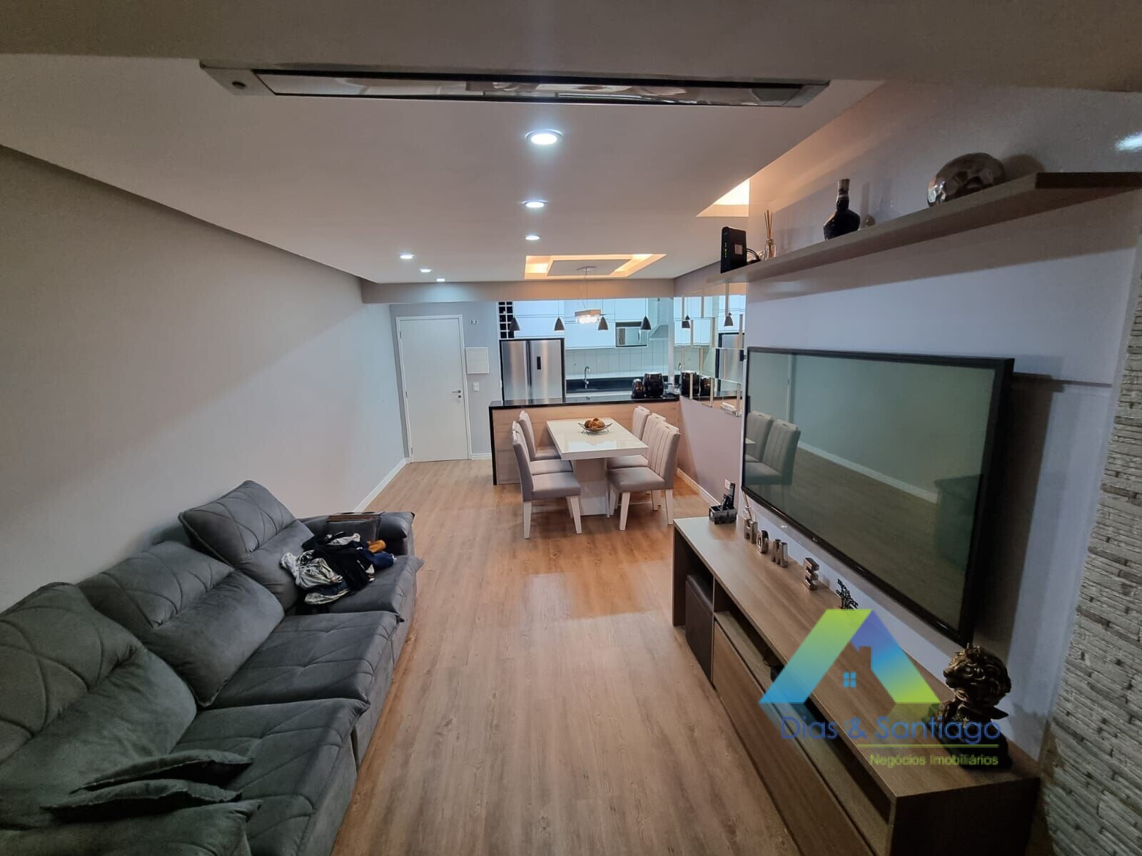 Apartamento à venda com 3 quartos, 93m² - Foto 9