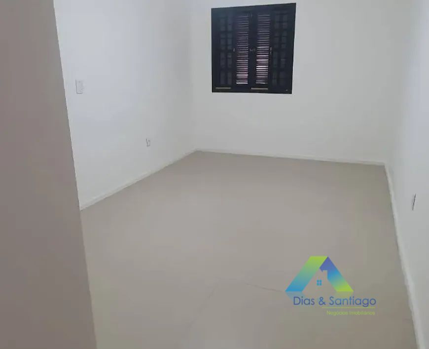 Casa para alugar com 2 quartos, 130m² - Foto 13