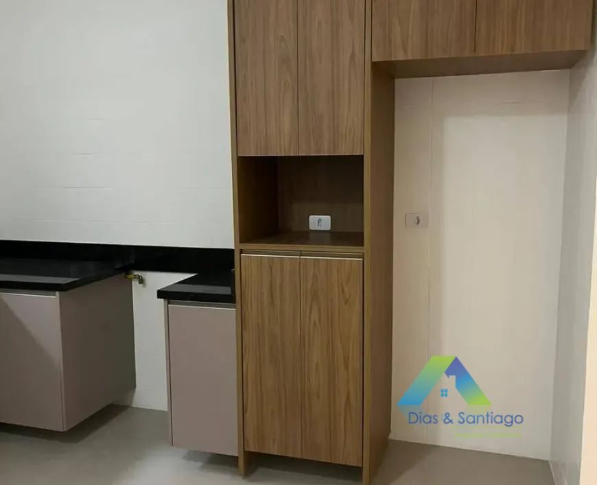 Casa para alugar com 2 quartos, 130m² - Foto 8