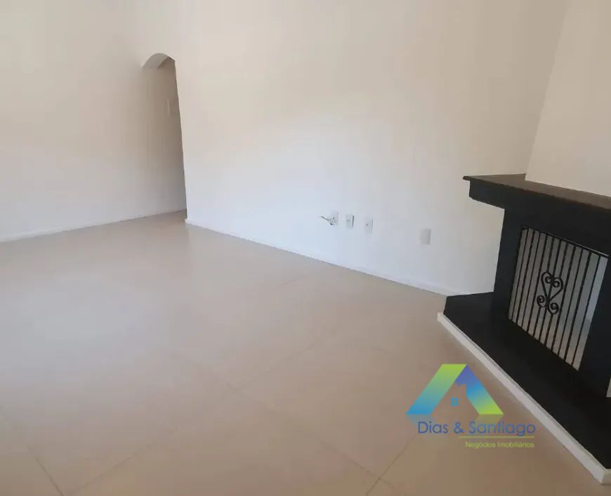 Casa para alugar com 2 quartos, 130m² - Foto 3