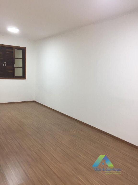 Casa à venda com 3 quartos, 190m² - Foto 9