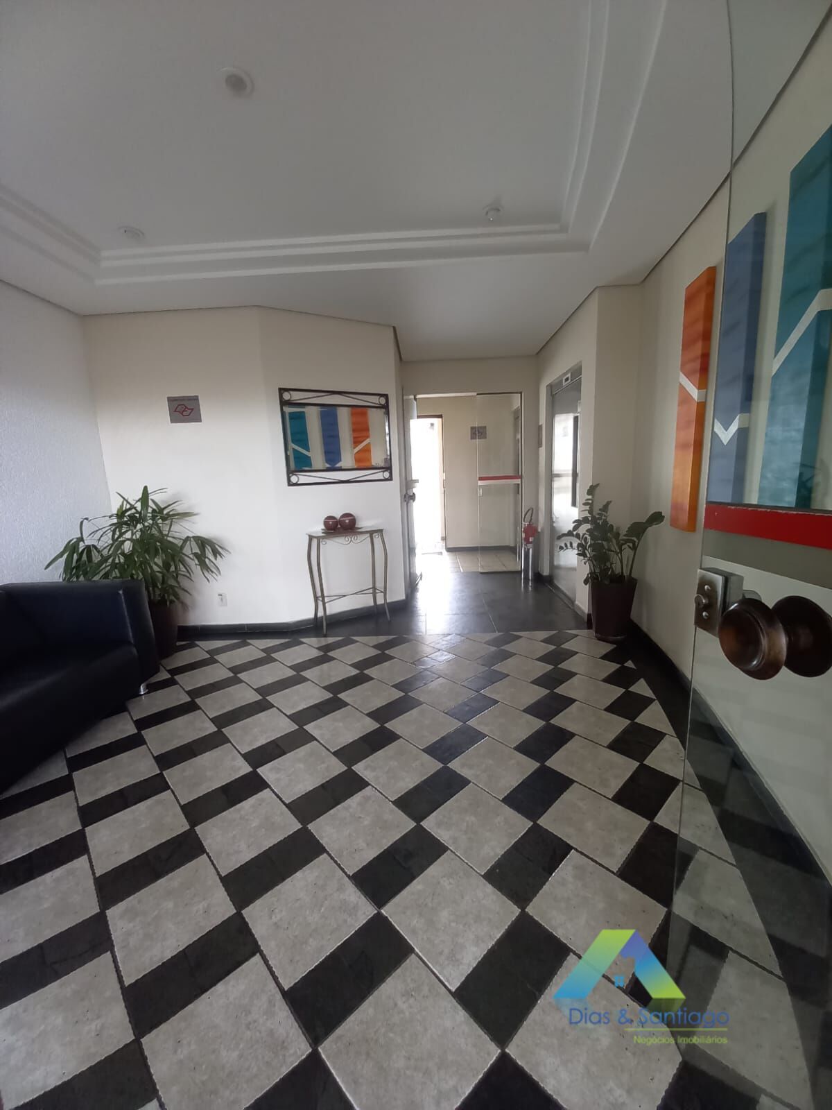 Apartamento à venda com 3 quartos, 75m² - Foto 33