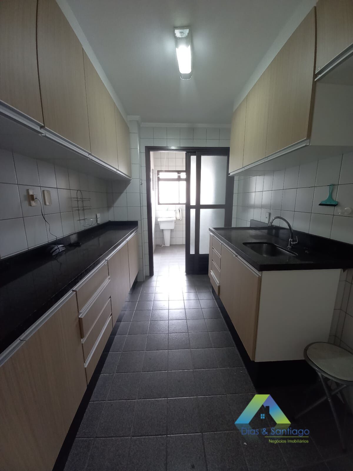 Apartamento à venda com 3 quartos, 75m² - Foto 23