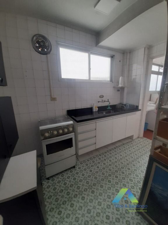 Apartamento à venda com 2 quartos, 66m² - Foto 13