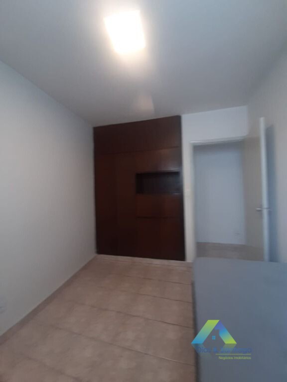 Apartamento à venda com 2 quartos, 66m² - Foto 5