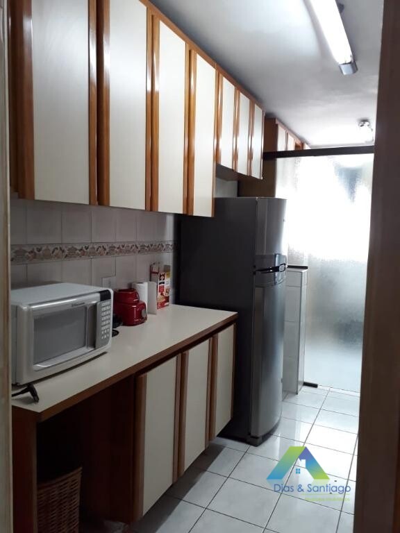 Apartamento à venda com 3 quartos, 82m² - Foto 11