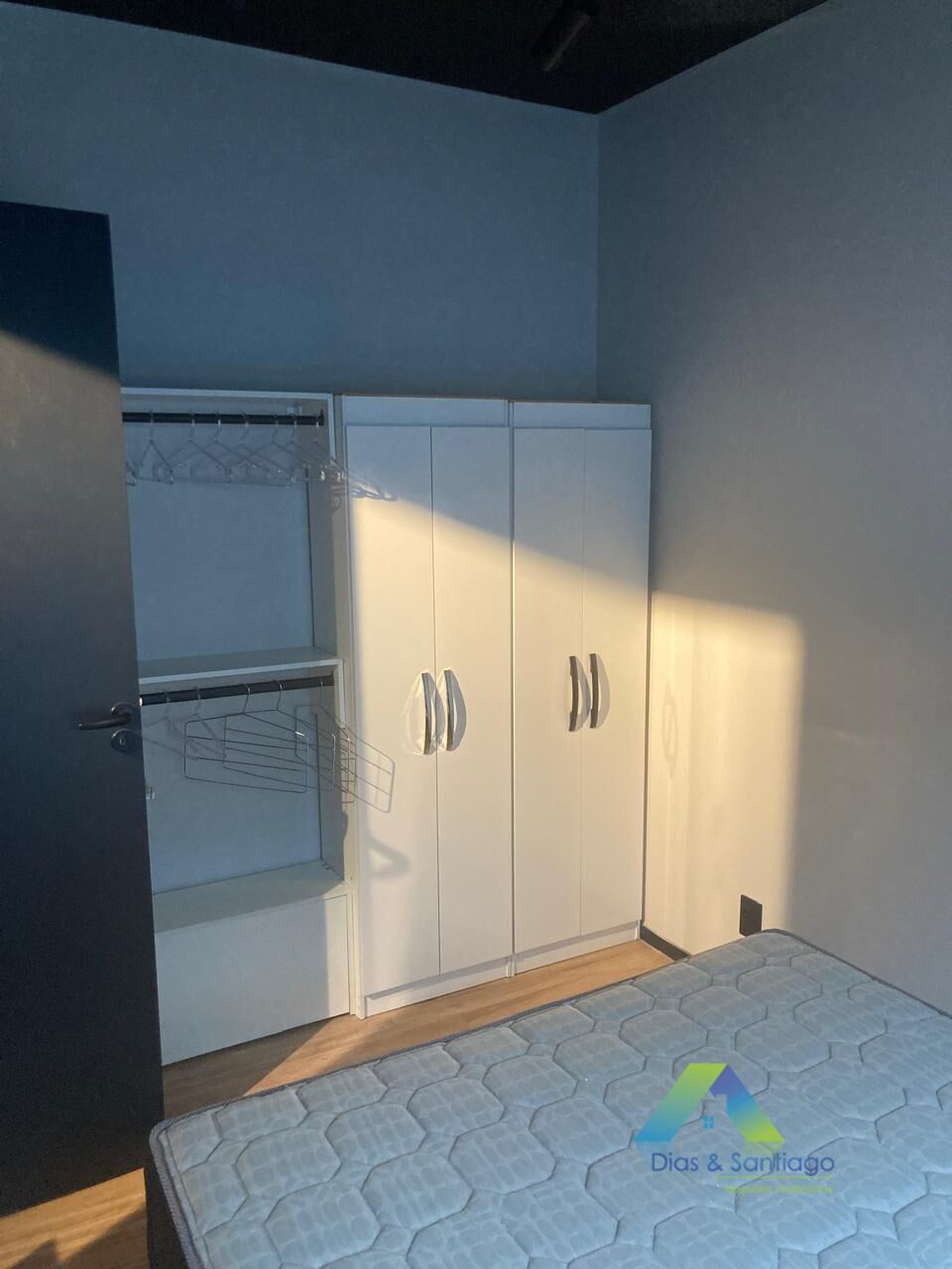 Apartamento à venda com 1 quarto, 50m² - Foto 8