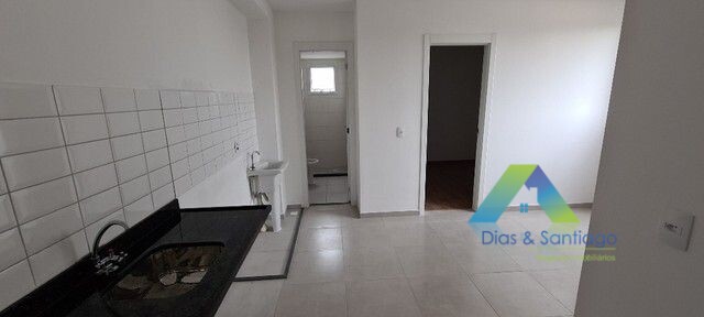 Apartamento à venda com 1 quarto, 34m² - Foto 2