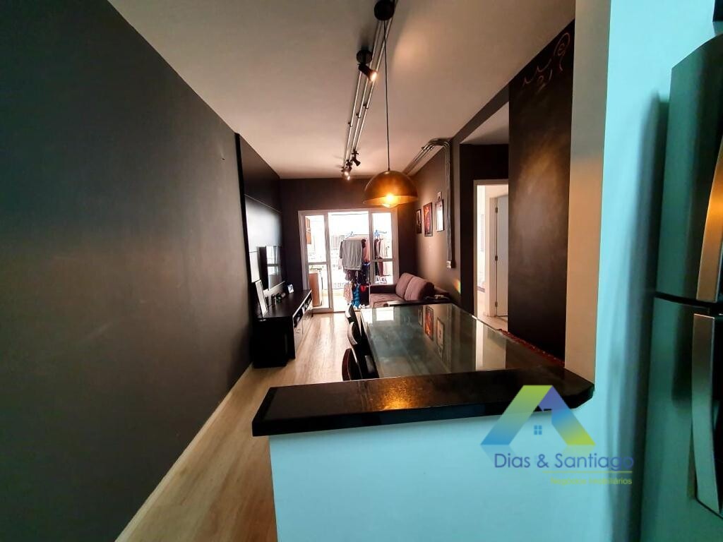 Apartamento à venda com 2 quartos, 64m² - Foto 7