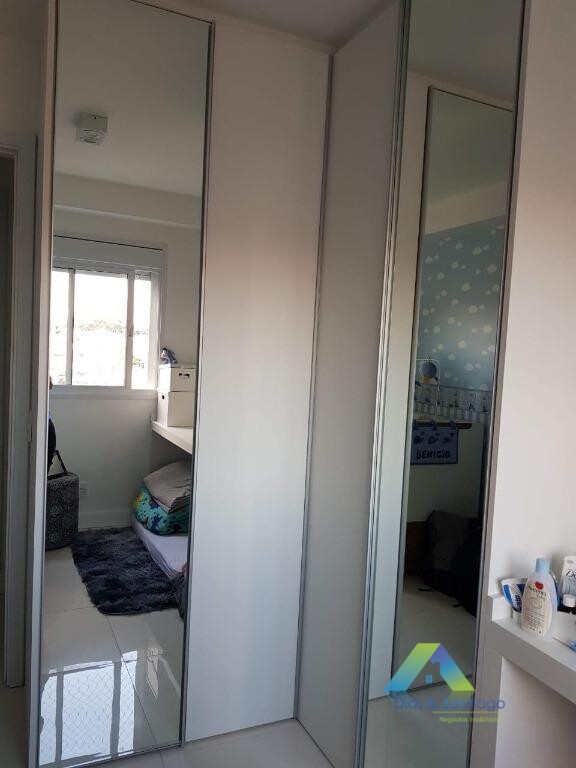 Apartamento à venda com 2 quartos, 60m² - Foto 10