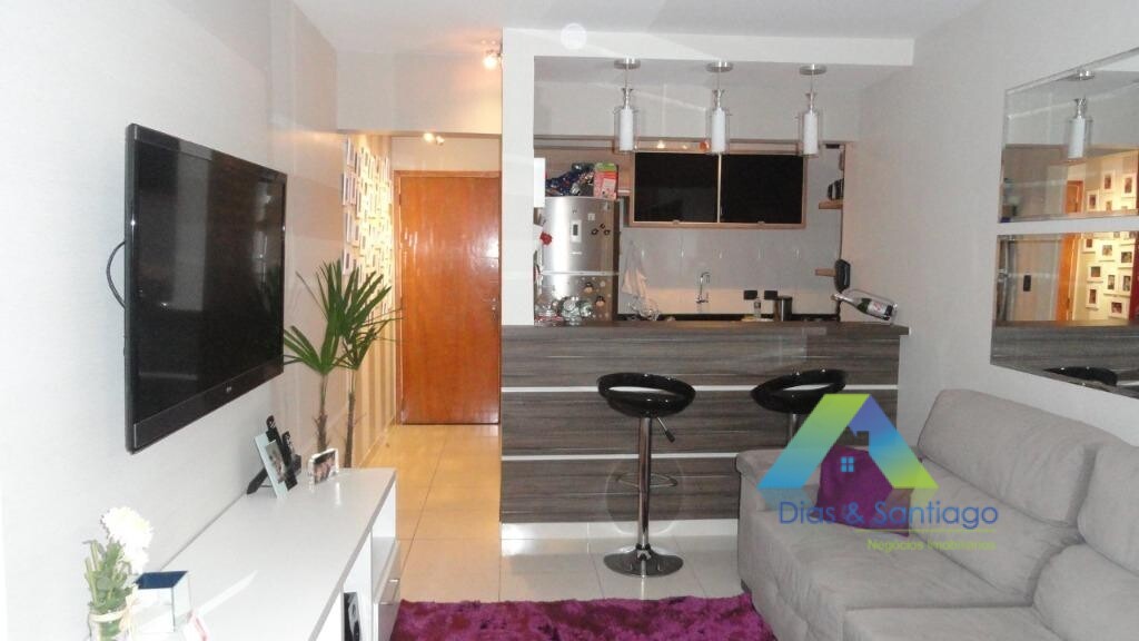 Apartamento à venda com 2 quartos, 61m² - Foto 1