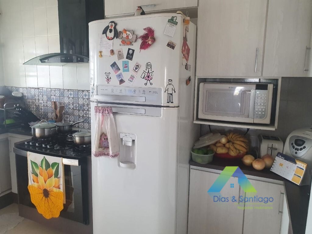 Apartamento à venda com 2 quartos, 69m² - Foto 12