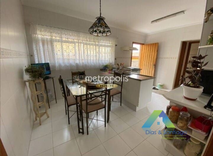 Sobrado à venda com 3 quartos, 201m² - Foto 5