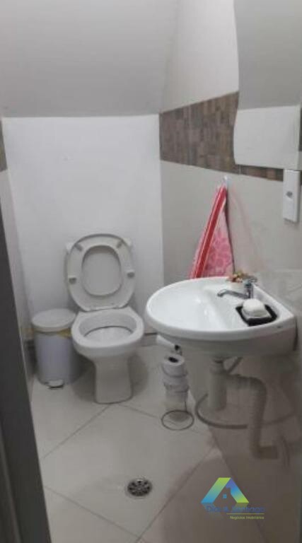 Sobrado à venda com 2 quartos, 110m² - Foto 4