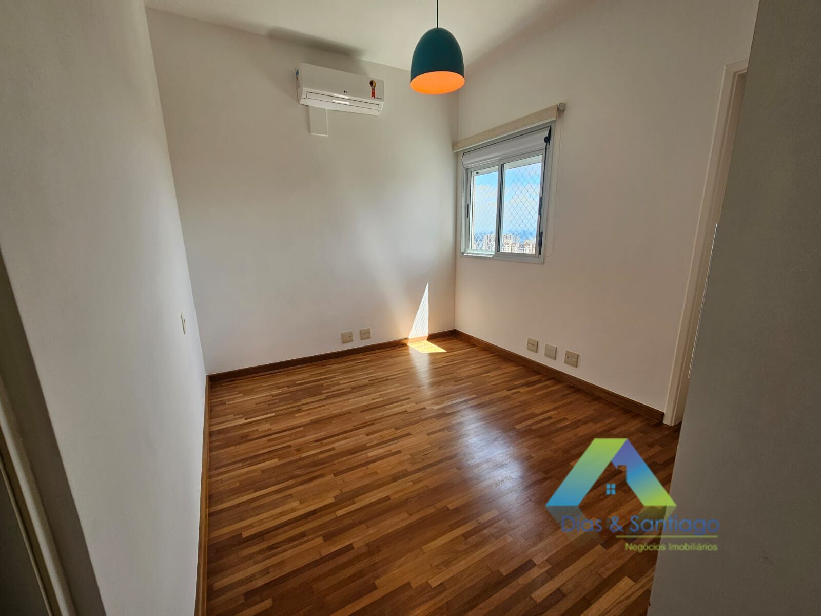 Cobertura para alugar com 4 quartos, 320m² - Foto 11