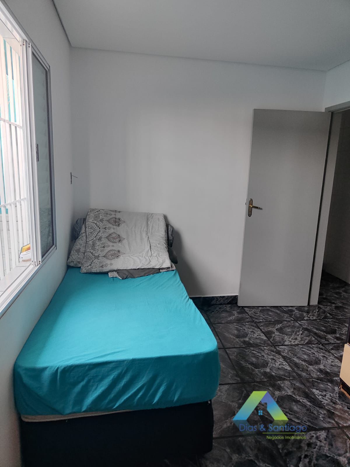 Sobrado à venda com 2 quartos, 260m² - Foto 11