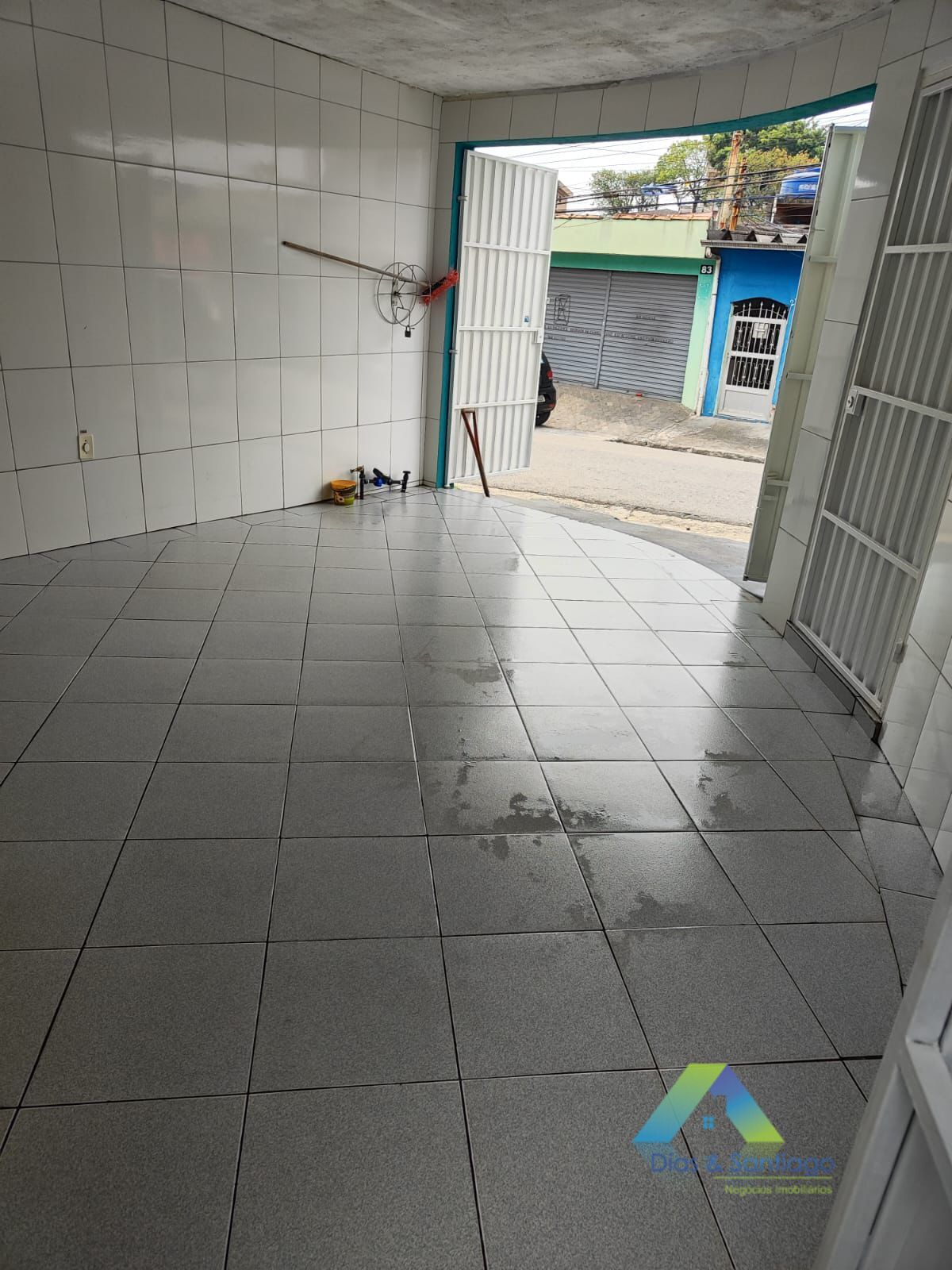 Sobrado à venda com 2 quartos, 260m² - Foto 4