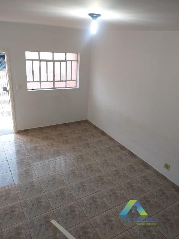 Sobrado à venda com 2 quartos, 90m² - Foto 26