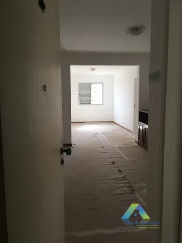 Apartamento à venda com 2 quartos, 80m² - Foto 2