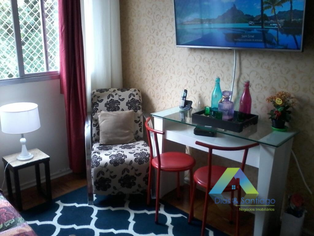 Apartamento à venda com 1 quarto, 39m² - Foto 2