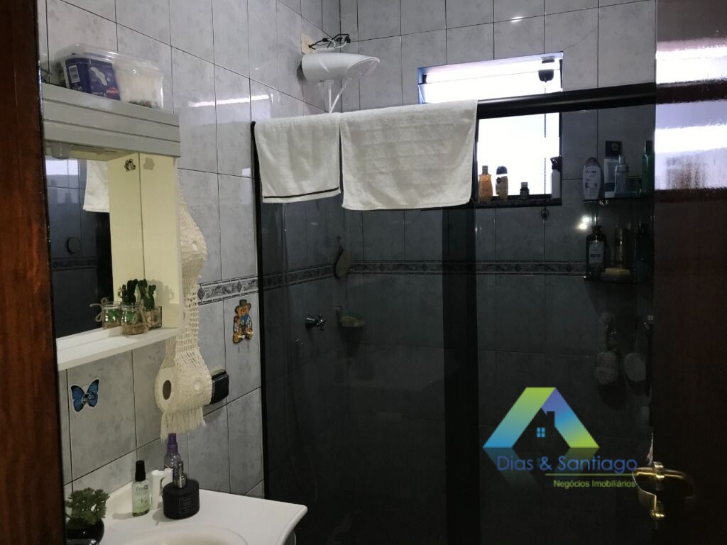 Sobrado à venda com 3 quartos, 210m² - Foto 11