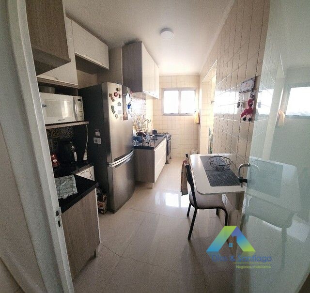 Apartamento à venda com 1 quarto, 40m² - Foto 2